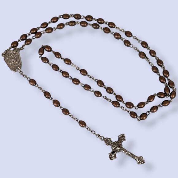 V. Lourdes Metallic Beaded "Eau de Lourdes" Rosary - Picture 1 of 6